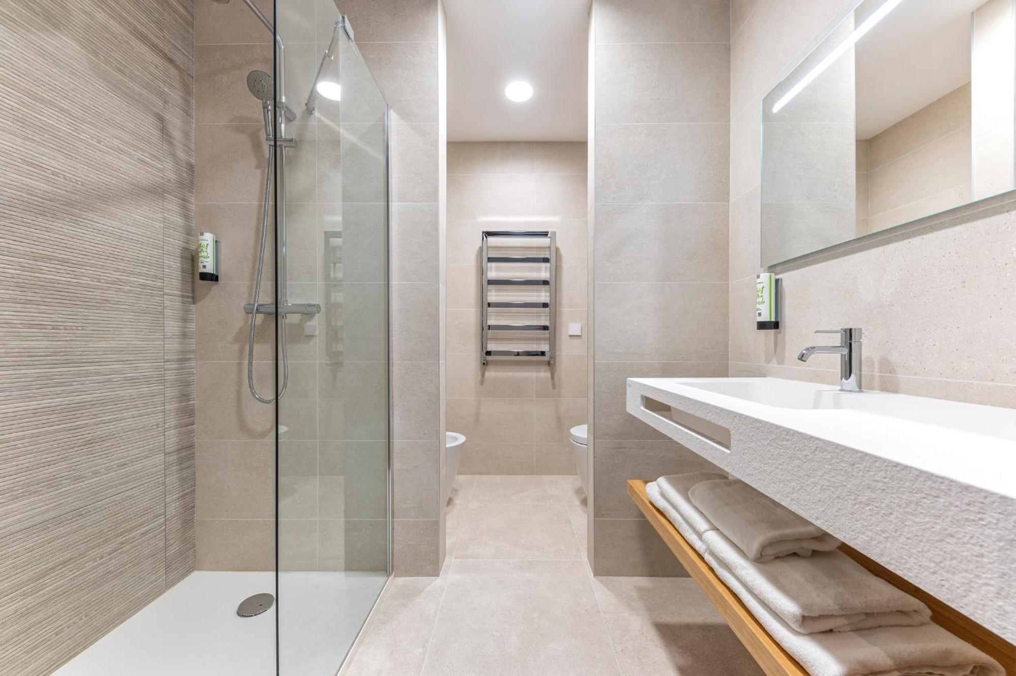 Hotel Villa Universitaria San Vicente Raspeig Екстериор снимка